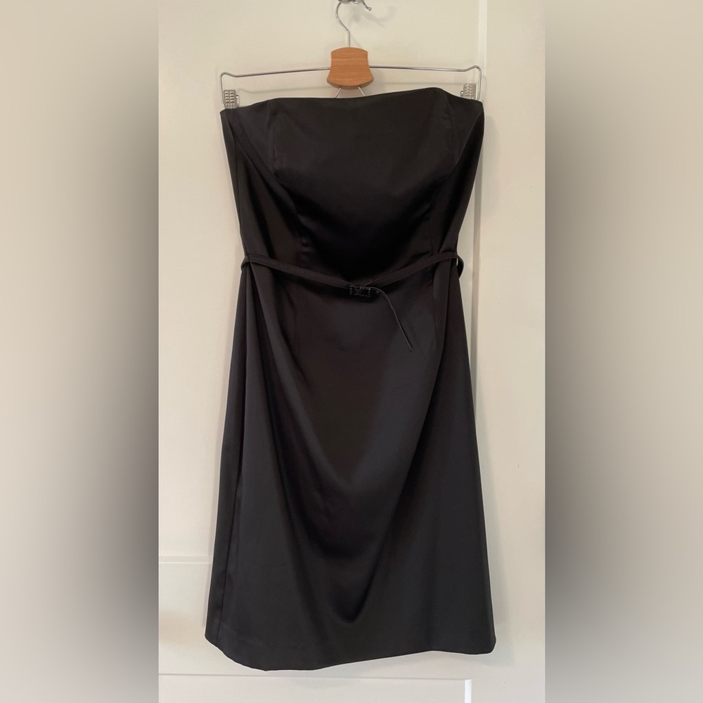 Timeless Black strapless Satin Dress